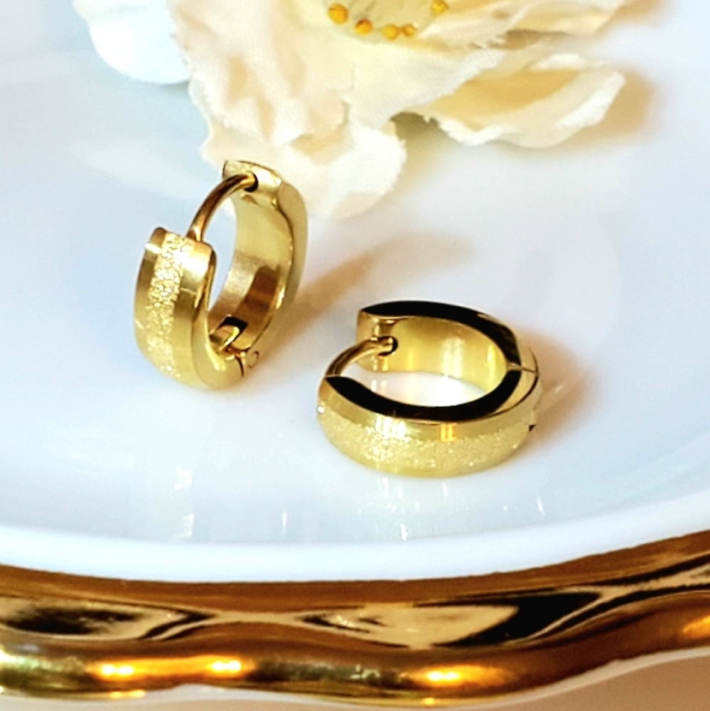 NEW Huggie Earrings - Picture 3 of 6
